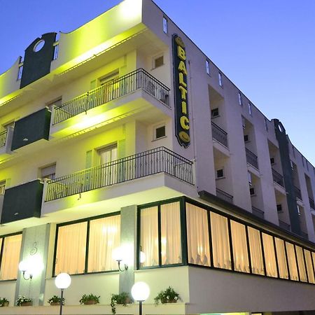 Hotel Baltic 미사노아드리아티코 외부 사진