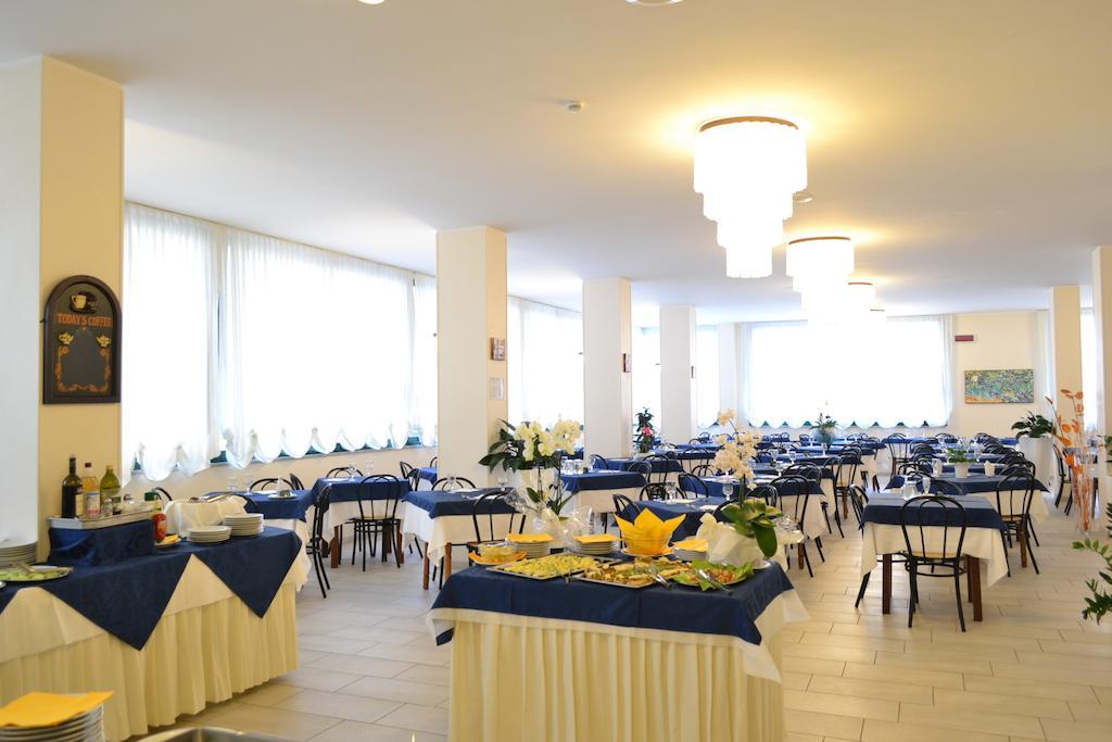 Hotel Baltic 미사노아드리아티코 외부 사진